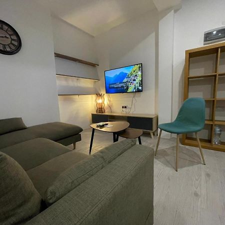 City Center Properties - Modern Room With Ac & Ensuit Bathroom - Room 1 セント・ポールズ・ベイ エクステリア 写真